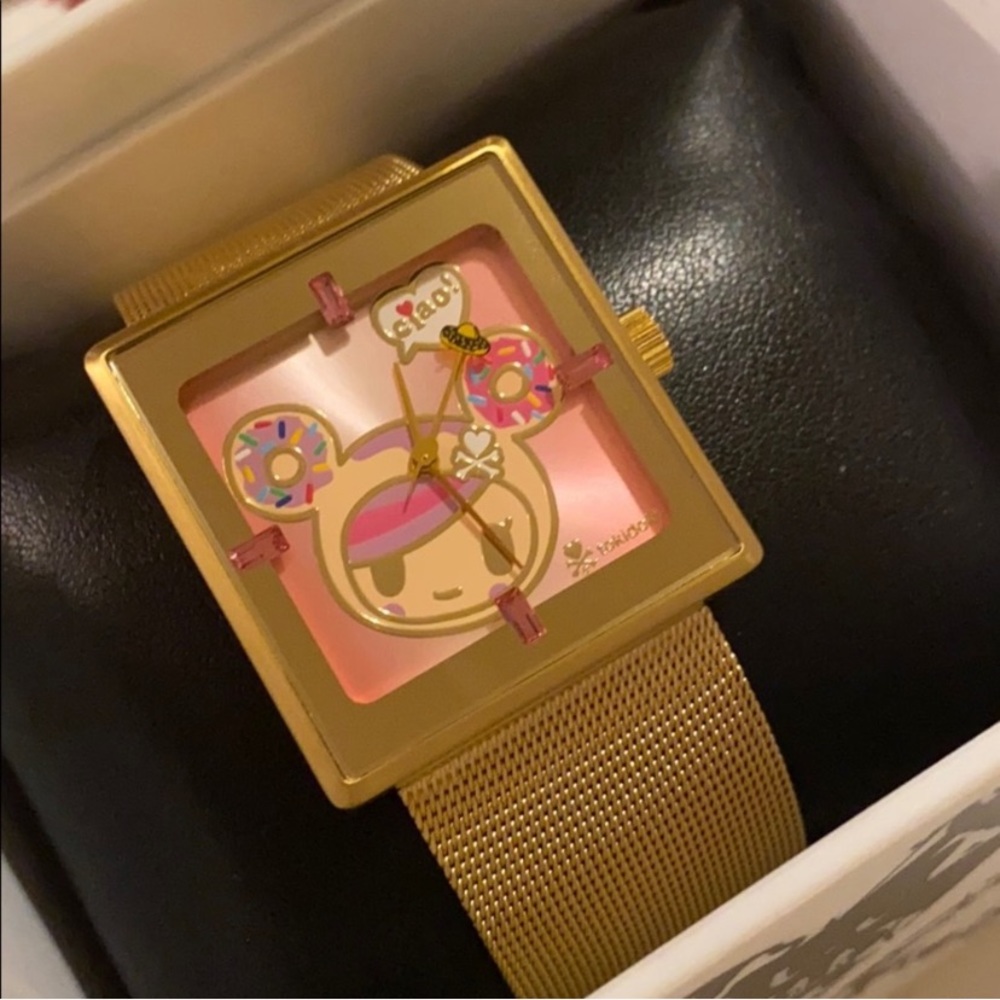 Tokidoki donutella amazing gold mesh watch